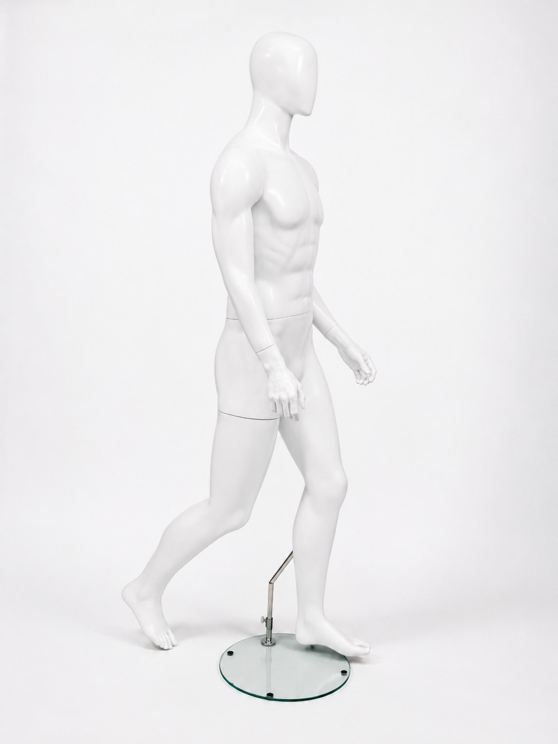 Male mannequin in a walking pose